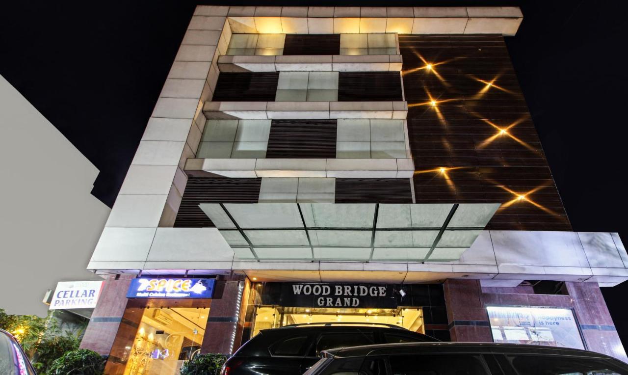Treebo Trend Wood Bridge Hotell Hyderabad Exteriör bild